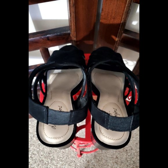 Dexflex Comfort Strappy Block Heels Stretch Sandals (Size 7.5) - Picture 6 of 10